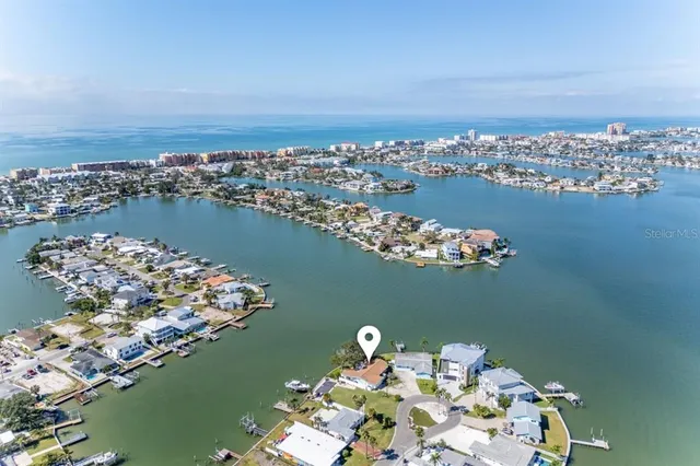 $4,700 | 16114 5th Street East, Redington Beach, FL 33708