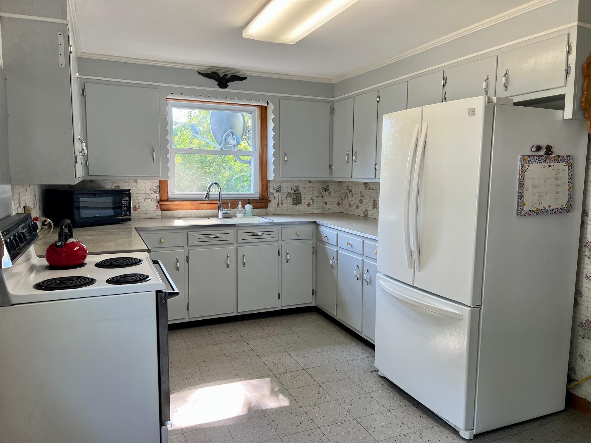 129 Stage Road Chesterfield, NH 03466 - Photo 10 of 26