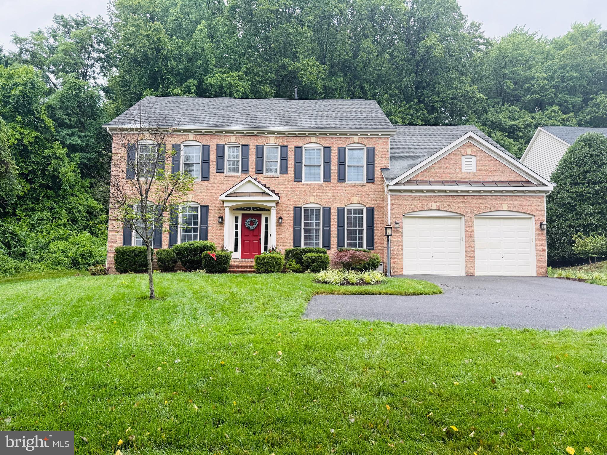 Stunning South River Colony Home