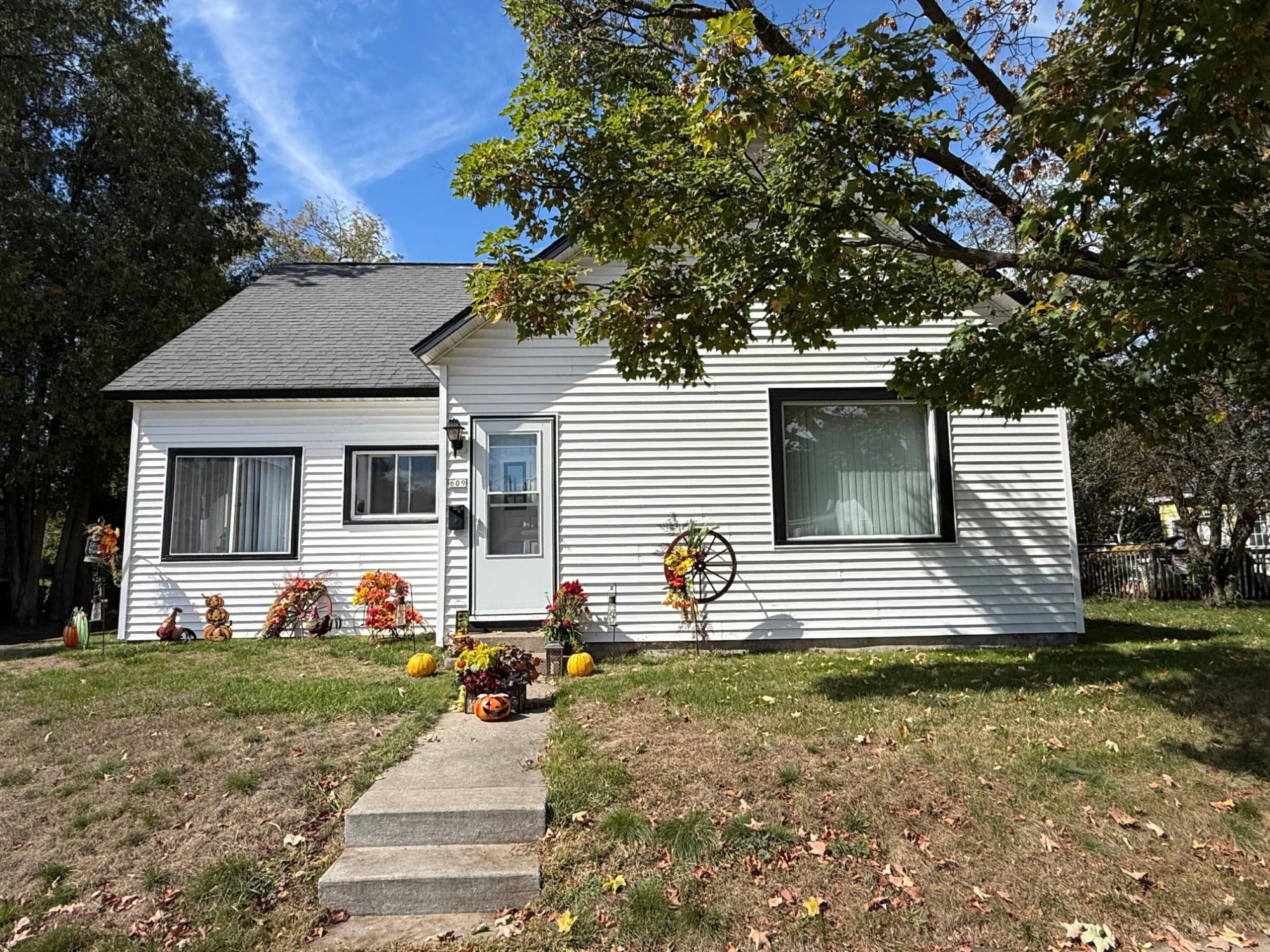 609 North Stevens Street Rhinelander, WI 54501 - Photo 1 of 1 Gallery Image 1