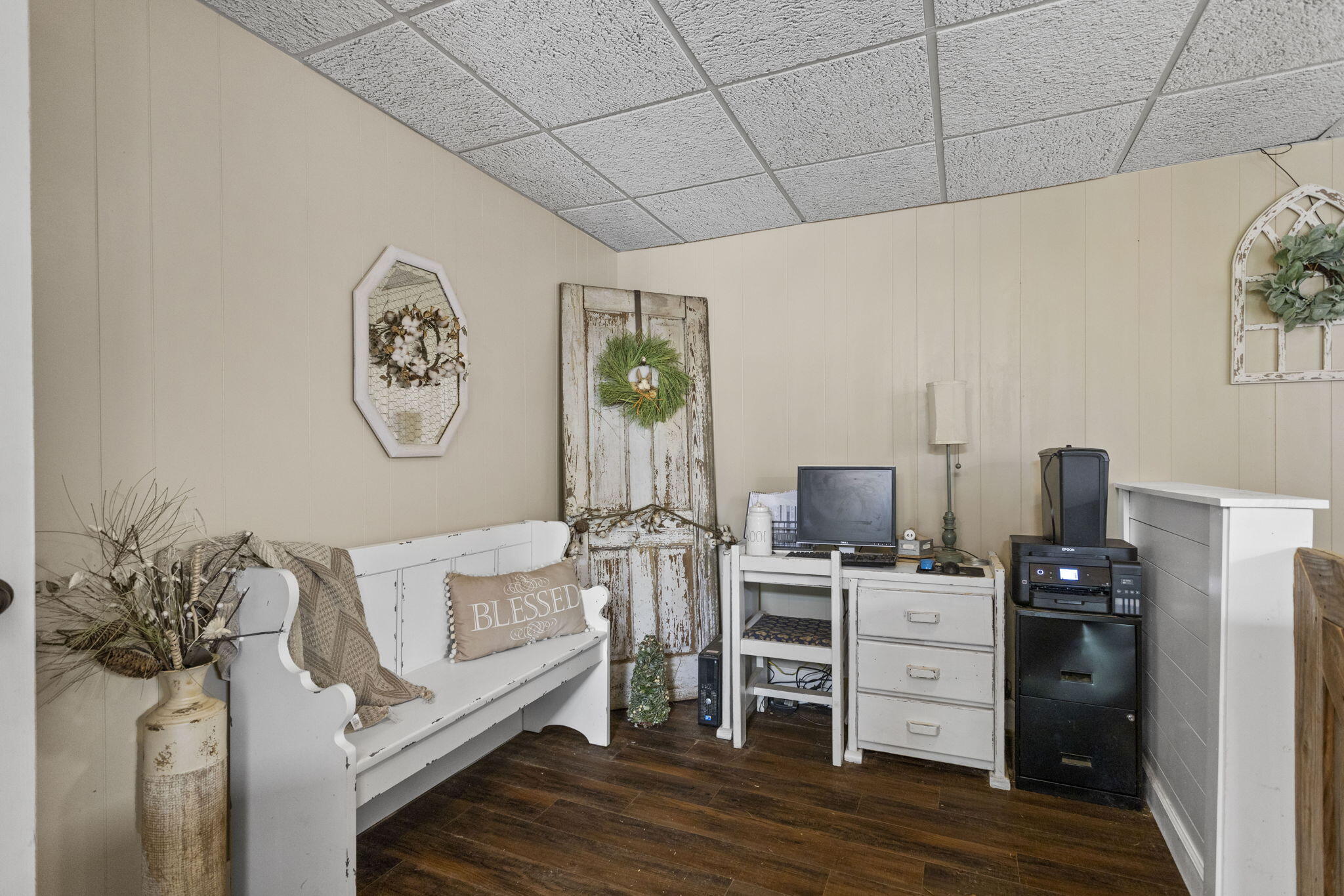 146 Ridge Cir Drive Fall Branch, TN 37656 - Photo 20 of 26 20-web-or-mls-IMG_8753