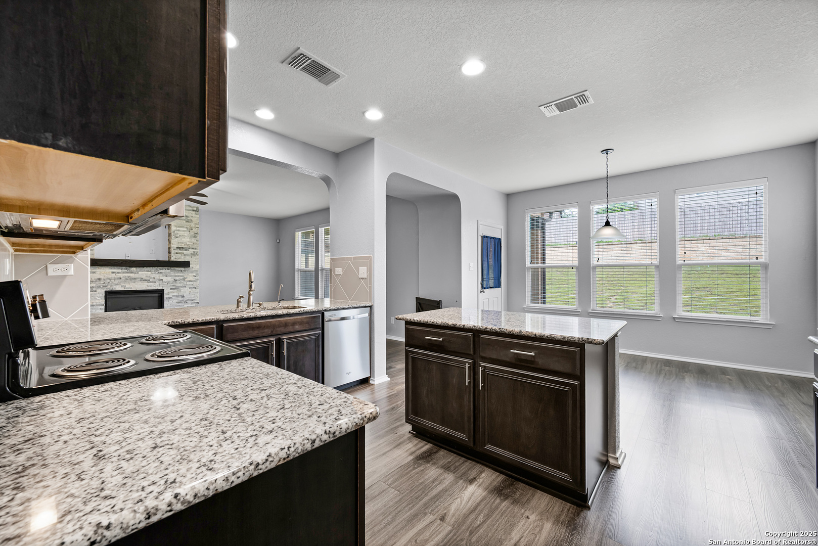 308 Landmark Way Cibolo, TX 78108 - Photo 11 of 39