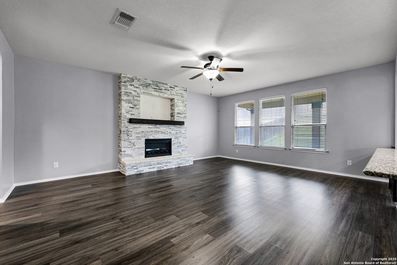 308 Landmark Way Cibolo, TX 78108 - Photo 7 of 39