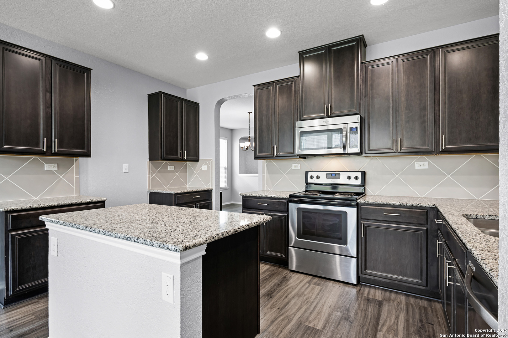 308 Landmark Way Cibolo, TX 78108 - Photo 10 of 39