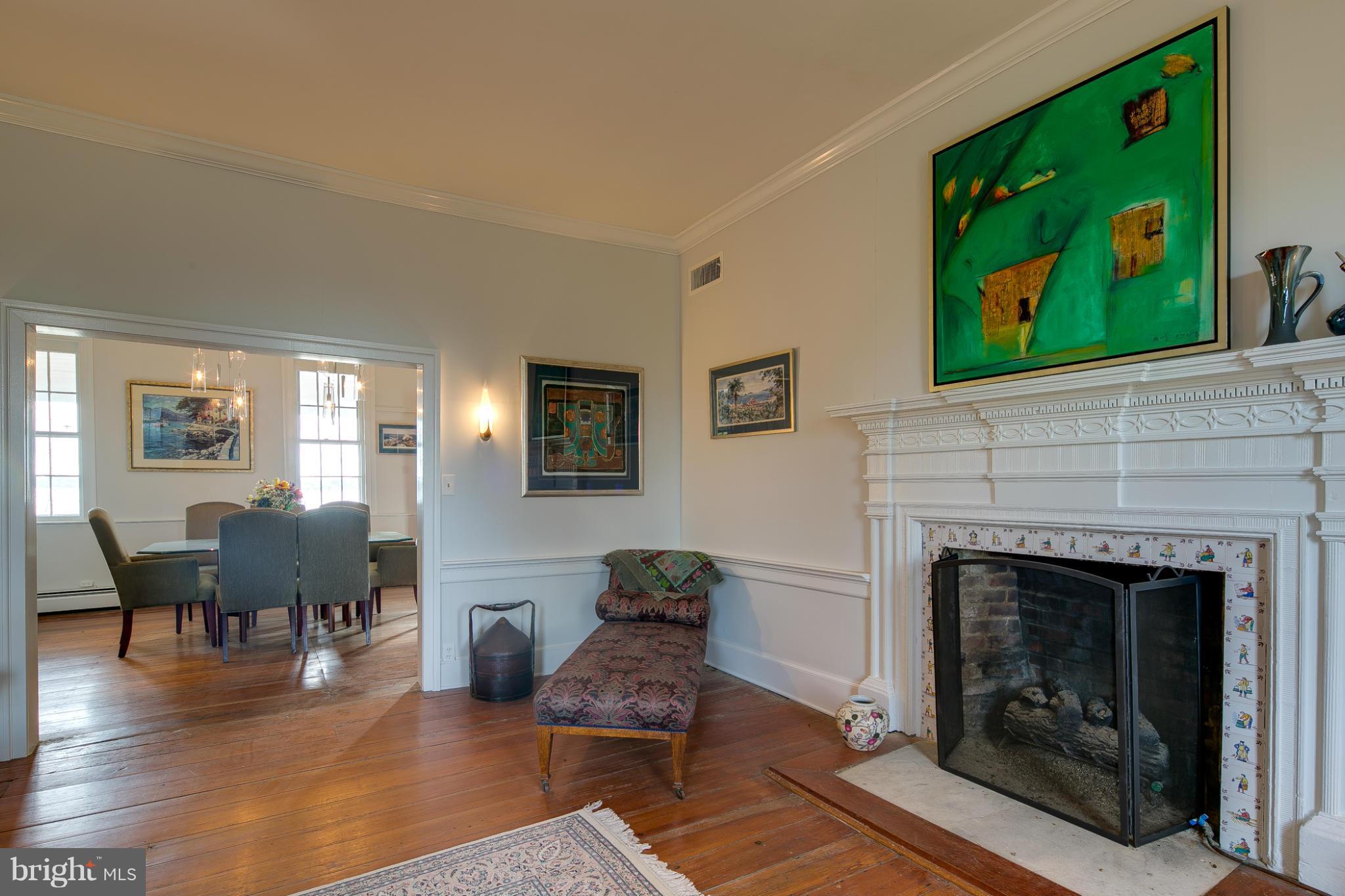 50043 Hawley Manor Road Dameron, MD 20628 - Photo 12 of 28 Living Room