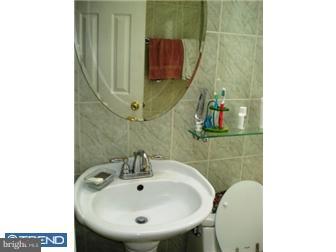 9812 Dungan Road Philadelphia, PA 19115 - Photo 11 of 12 Gallery Image 11