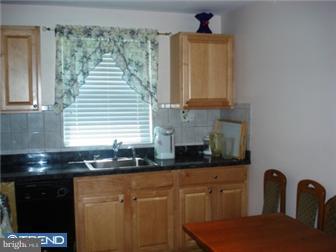 9812 Dungan Road Philadelphia, PA 19115 - Photo 3 of 12 Gallery Image 3