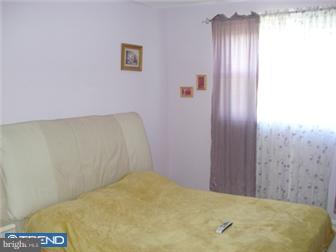 9812 Dungan Road Philadelphia, PA 19115 - Photo 7 of 12 Gallery Image 7