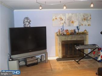 9812 Dungan Road Philadelphia, PA 19115 - Photo 9 of 12 Gallery Image 9