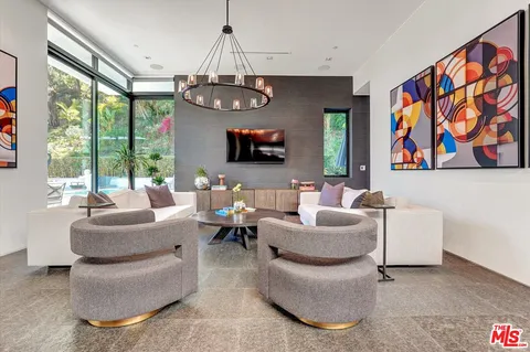 $13,495,000 | 1049 Loma Vista Drive, Beverly Hills, CA 90210