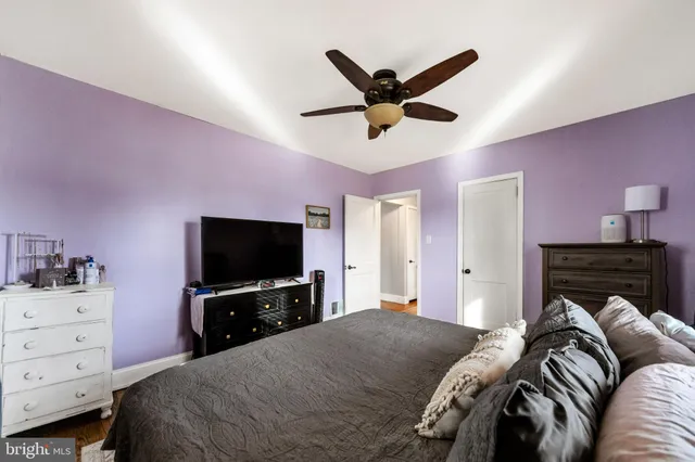 $279,990 | 205 Warren Avenue, Bellmawr, NJ 08031