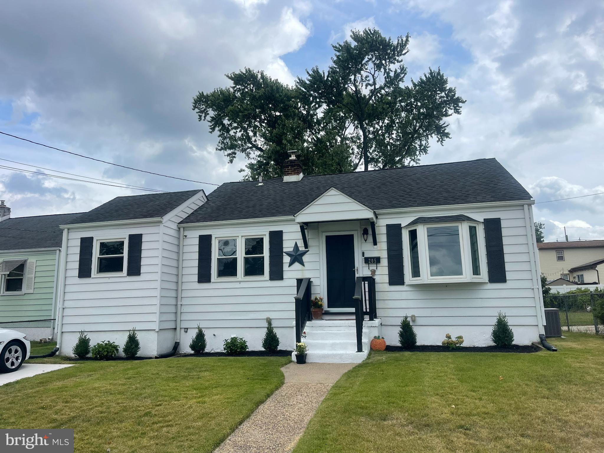 205 Warren Avenue Bellmawr, NJ 08031 - Photo 2 of 25 Charming home with classic curb appeal.