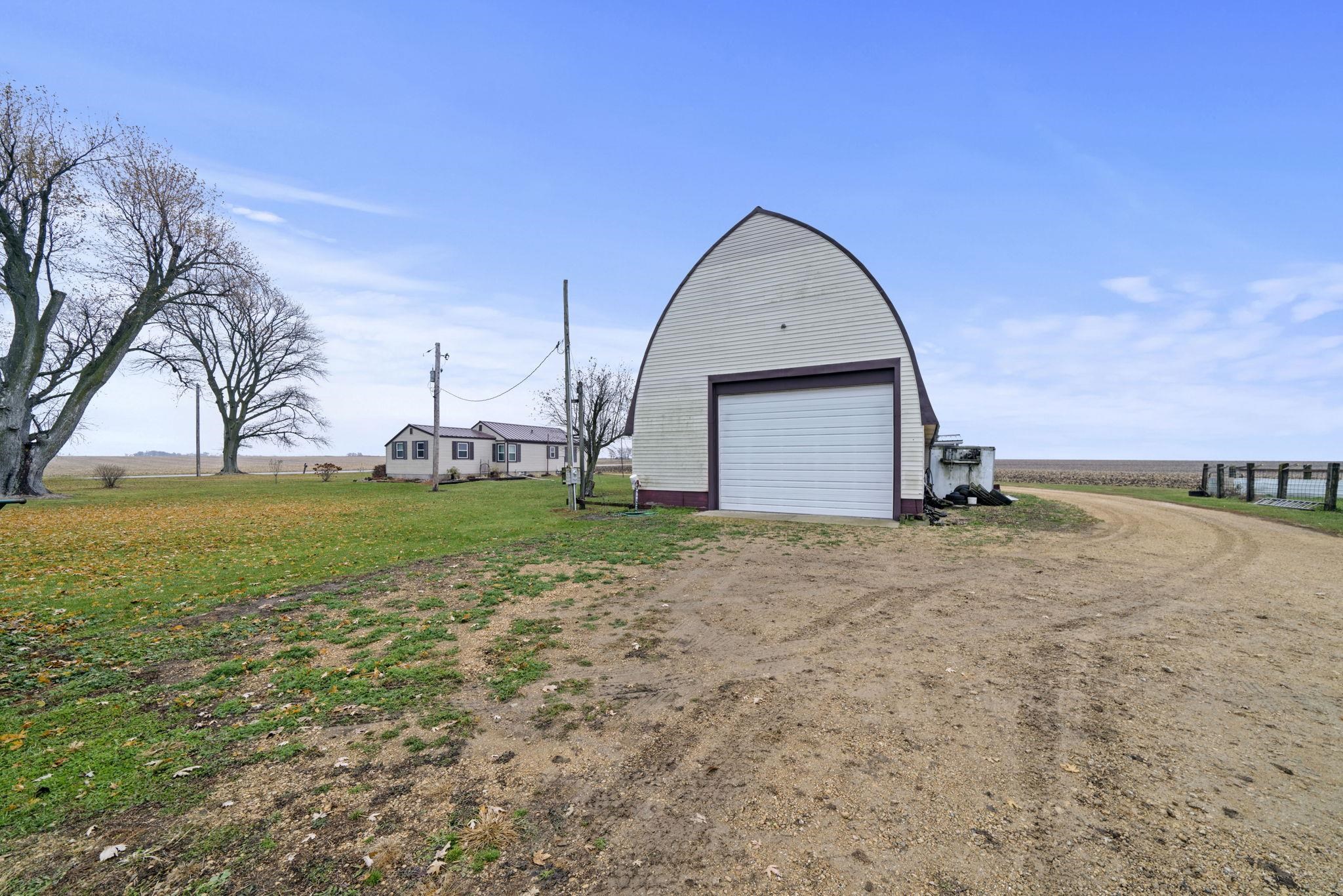 1684 North Mt Morris Road Mount Morris, IL 61054 - Photo 43 of 44 a view of a garden with a sink