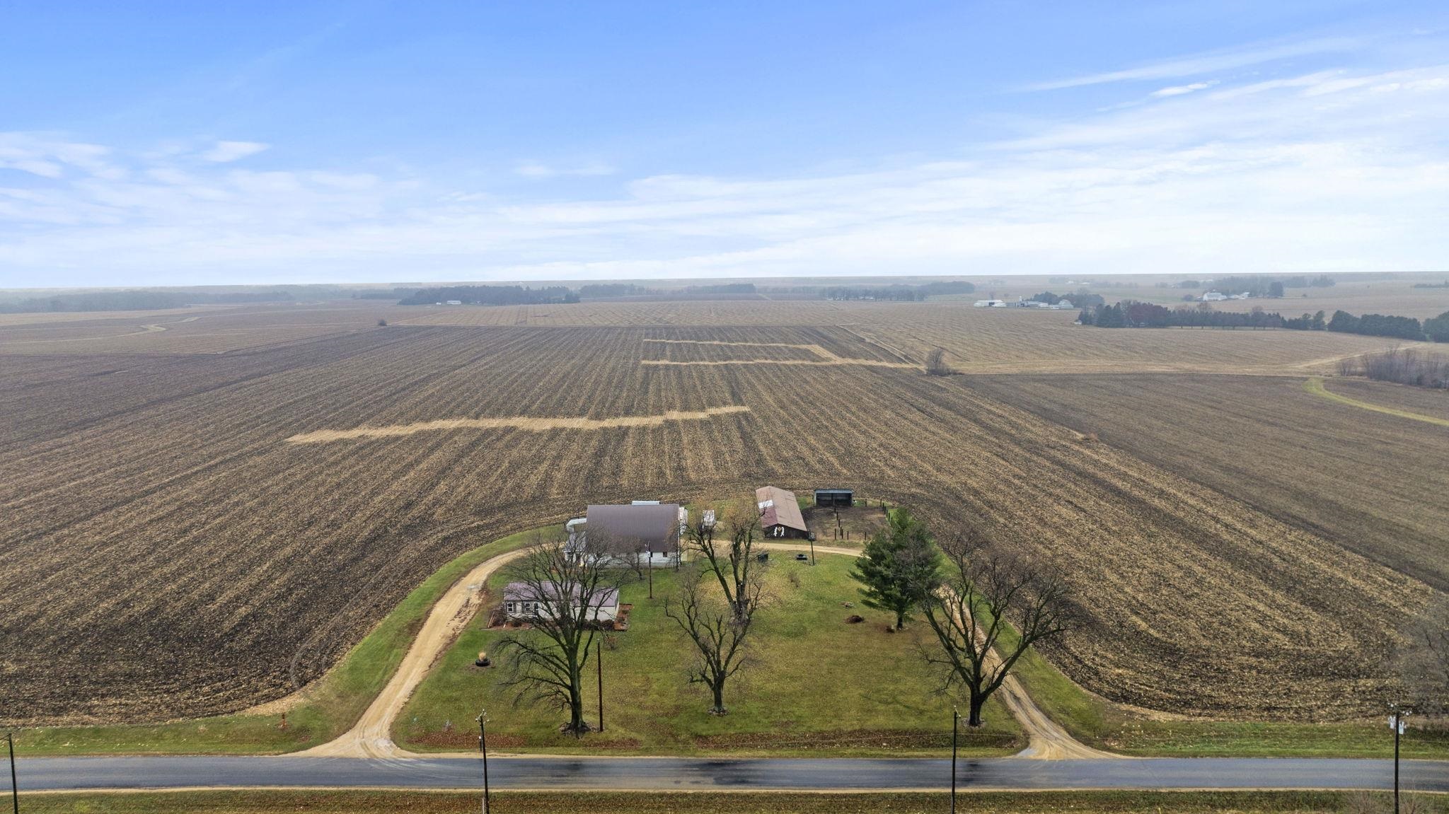 1684 North Mt Morris Road Mount Morris, IL 61054 - Photo 6 of 44 a view of an ocean