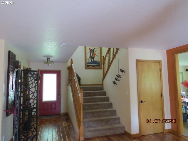75358 Fern Hill Road Rainier, OR 97048 - Photo 2 of 32