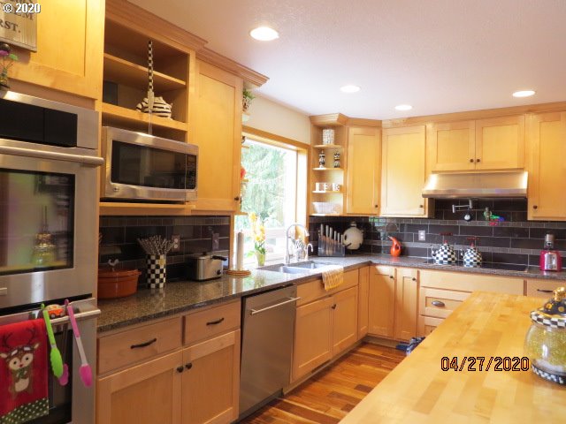 75358 Fern Hill Road Rainier, OR 97048 - Photo 3 of 32