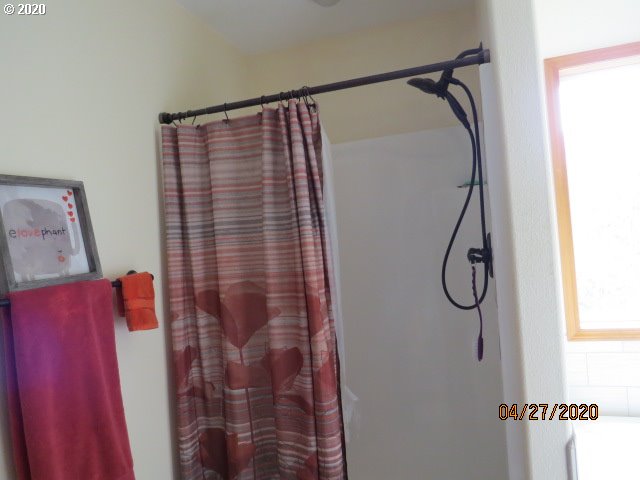 75358 Fern Hill Road Rainier, OR 97048 - Photo 21 of 32