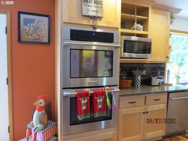 75358 Fern Hill Road Rainier, OR 97048 - Photo 5 of 32