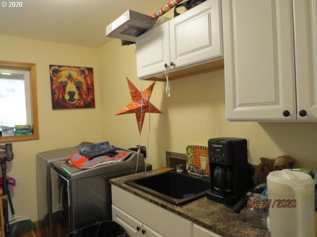 75358 Fern Hill Road Rainier, OR 97048 - Photo 10 of 32