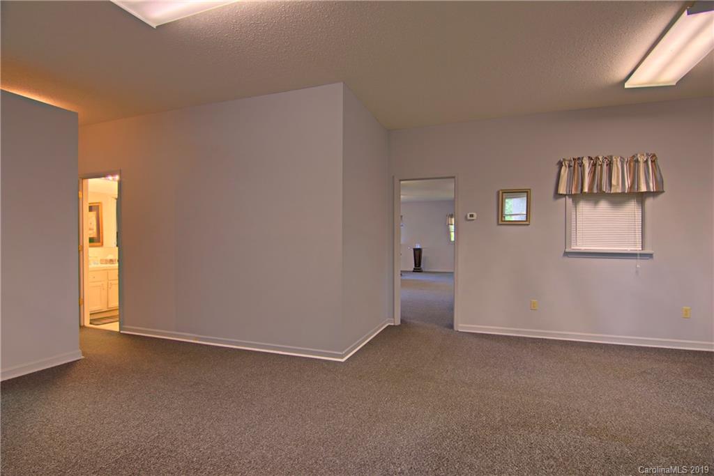 20 Morgan Road Hendersonville, NC 28739 - Photo 22 of 38 Gallery Image 22