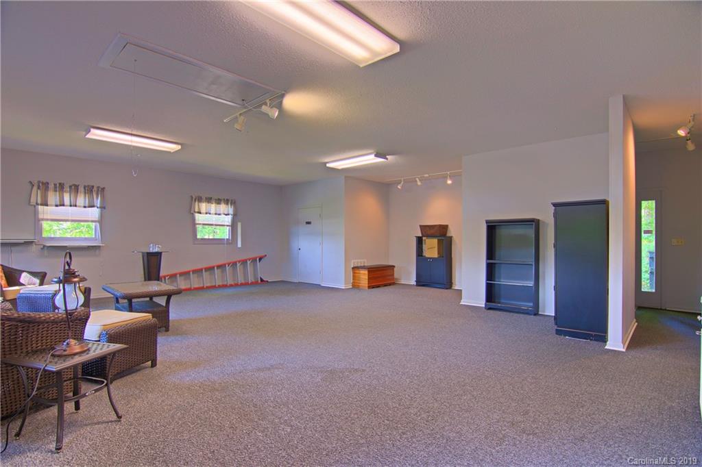 20 Morgan Road Hendersonville, NC 28739 - Photo 24 of 38 Gallery Image 24
