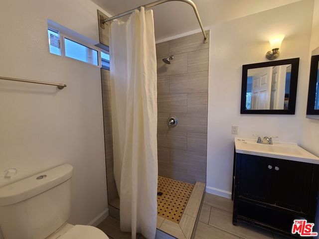 $2,895 | 7117 Hawthorn Avenue, Unit 1, Los Angeles, CA 90046