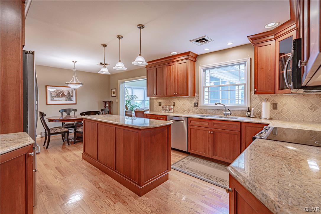 1256 Country Club Road Allentown, PA 18106 - Photo 14 of 50 Gallery Image 14