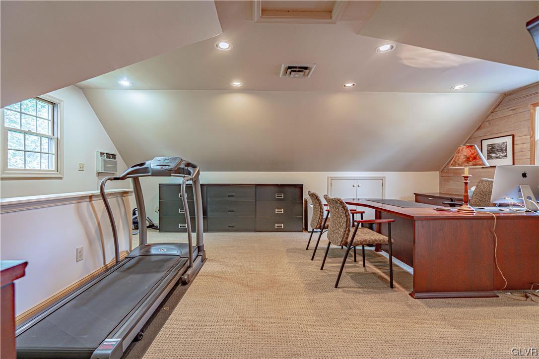 1256 Country Club Road Allentown, PA 18106 - Photo 32 of 50 Gallery Image 32