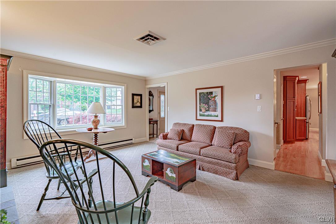 1256 Country Club Road Allentown, PA 18106 - Photo 10 of 50 Gallery Image 10