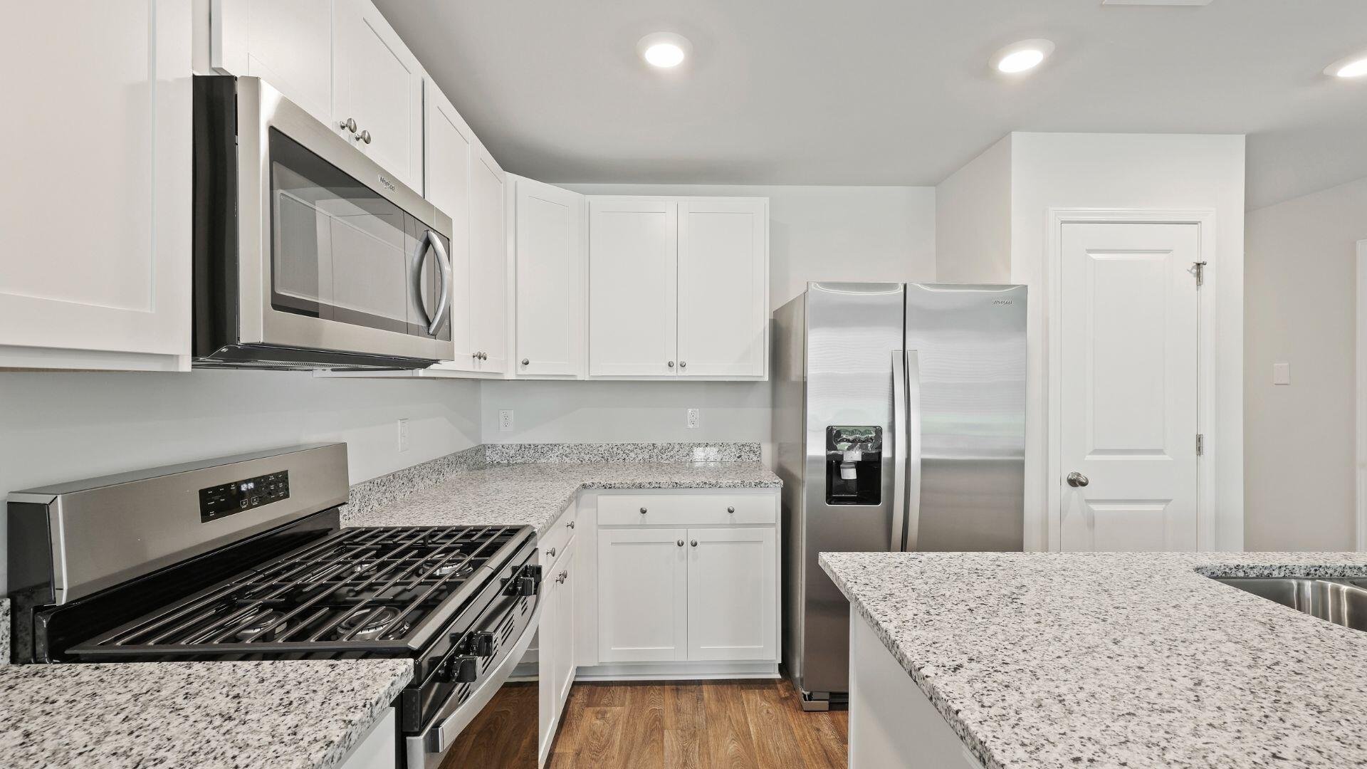 909 Long Blf Road Summerville, SC 29486 - Photo 15 of 26 25_550a7725