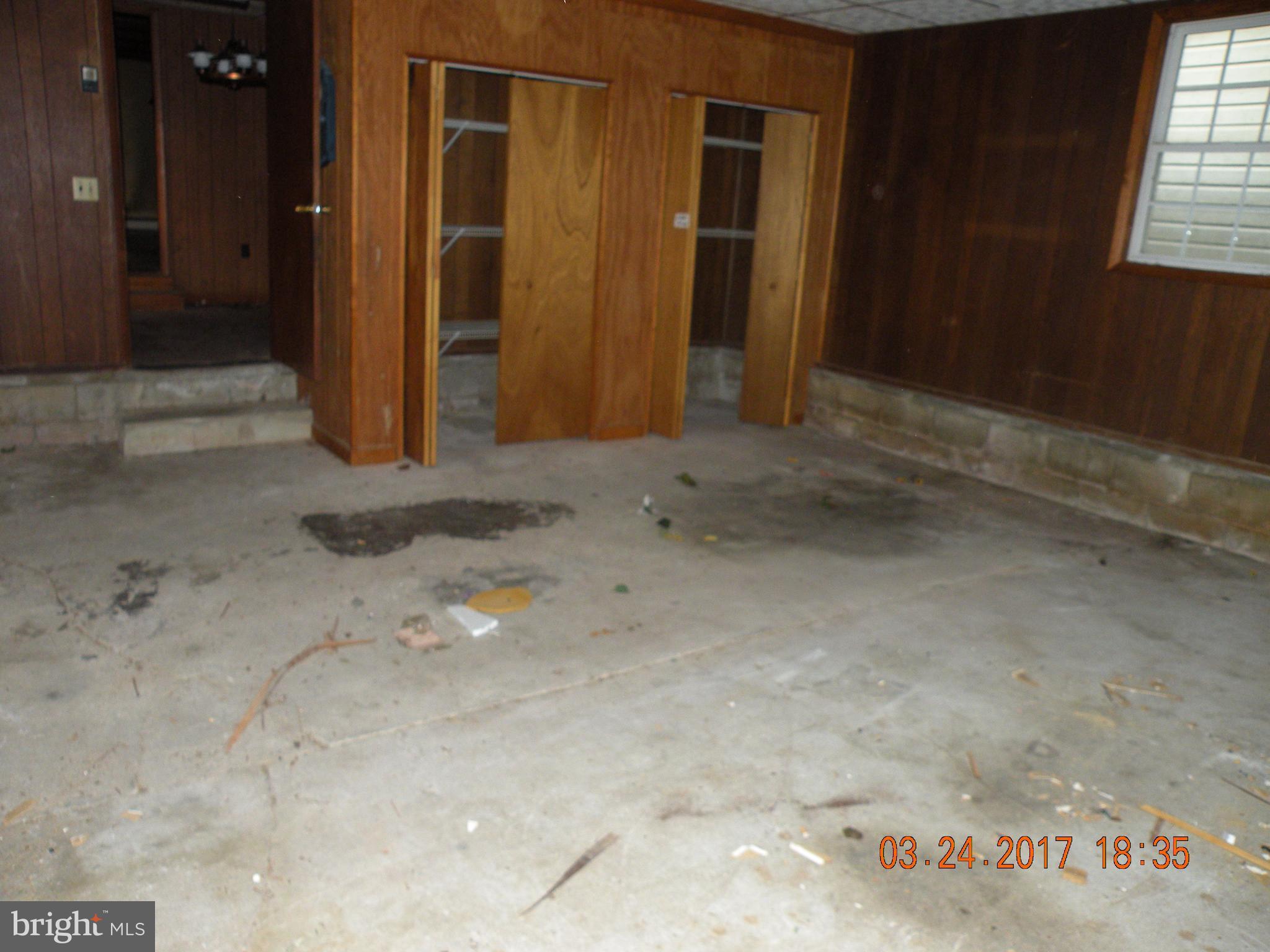 329 North Springdale Road Westminster, MD 21158 - Photo 12 of 27 attached garage