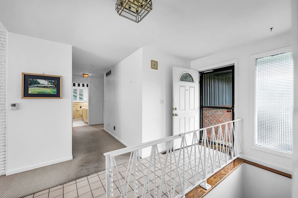 37 Bemis Road Holyoke, MA 01040 - Photo 3 of 41