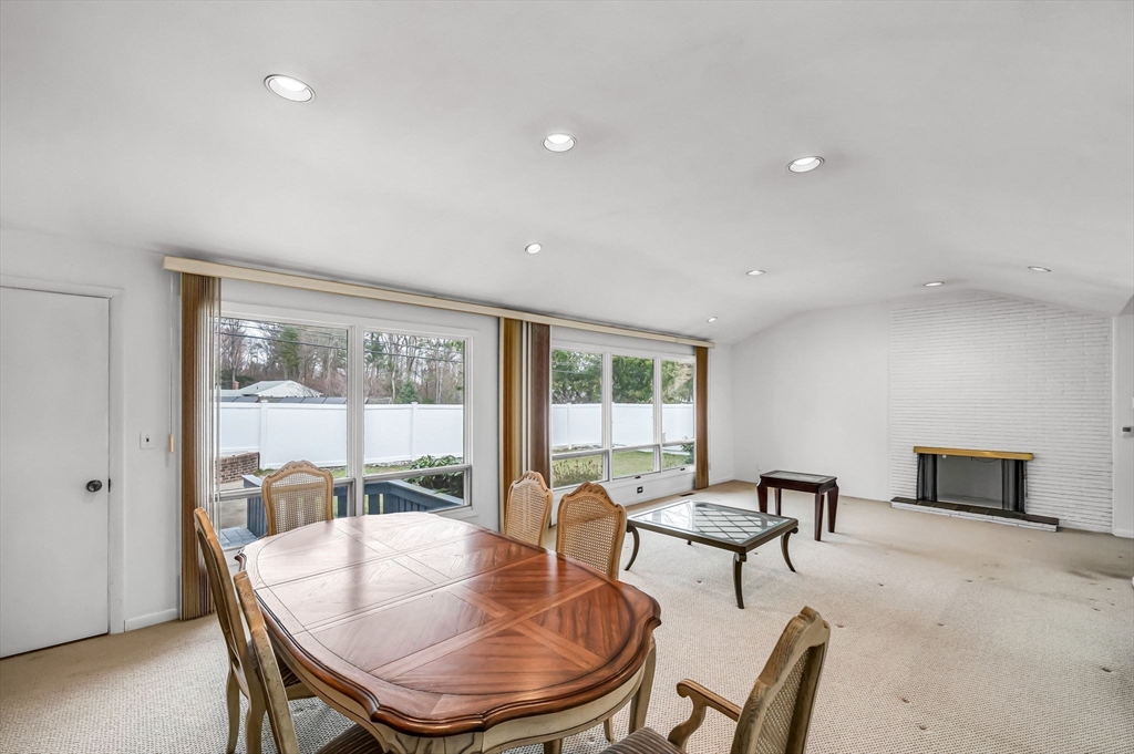 37 Bemis Road Holyoke, MA 01040 - Photo 7 of 41