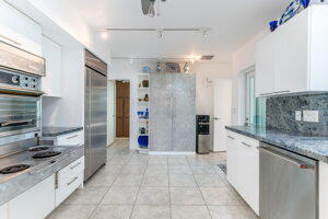 1381 Southwest 5th Avenue Boca Raton, FL 33432 - Photo 14 of 29 Brazilian Blue counters & back splash