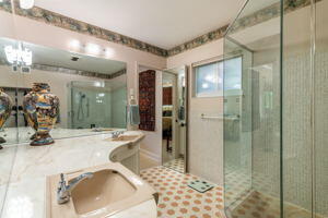 1381 Southwest 5th Avenue Boca Raton, FL 33432 - Photo 23 of 29 Master Bath