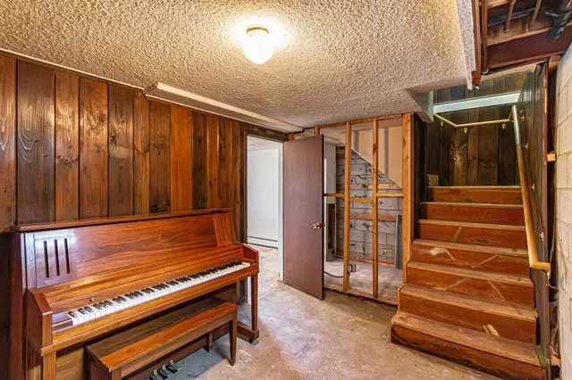 $575,000 | 438 Buckview Road, Ely, MN 55731