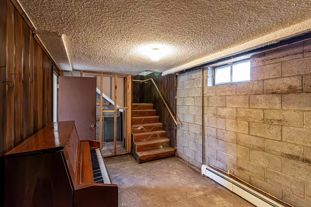 $575,000 | 438 Buckview Road, Ely, MN 55731