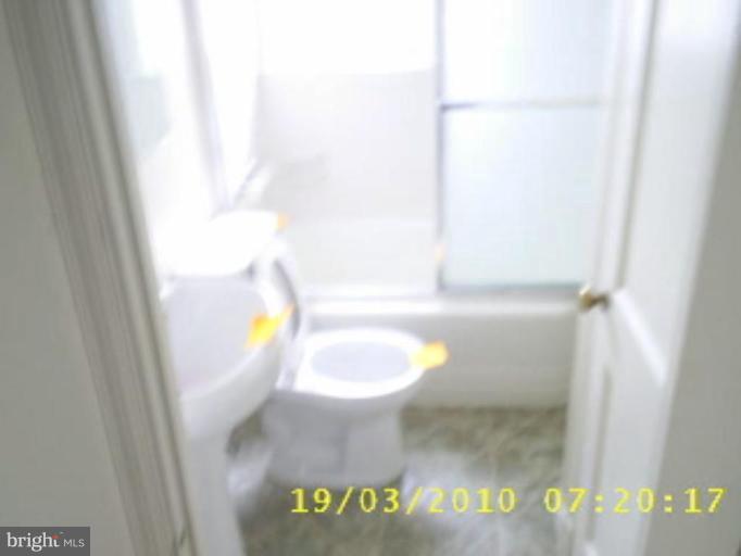 1901 Searles Road Dundalk, MD 21222 - Photo 3 of 11 Bath #1