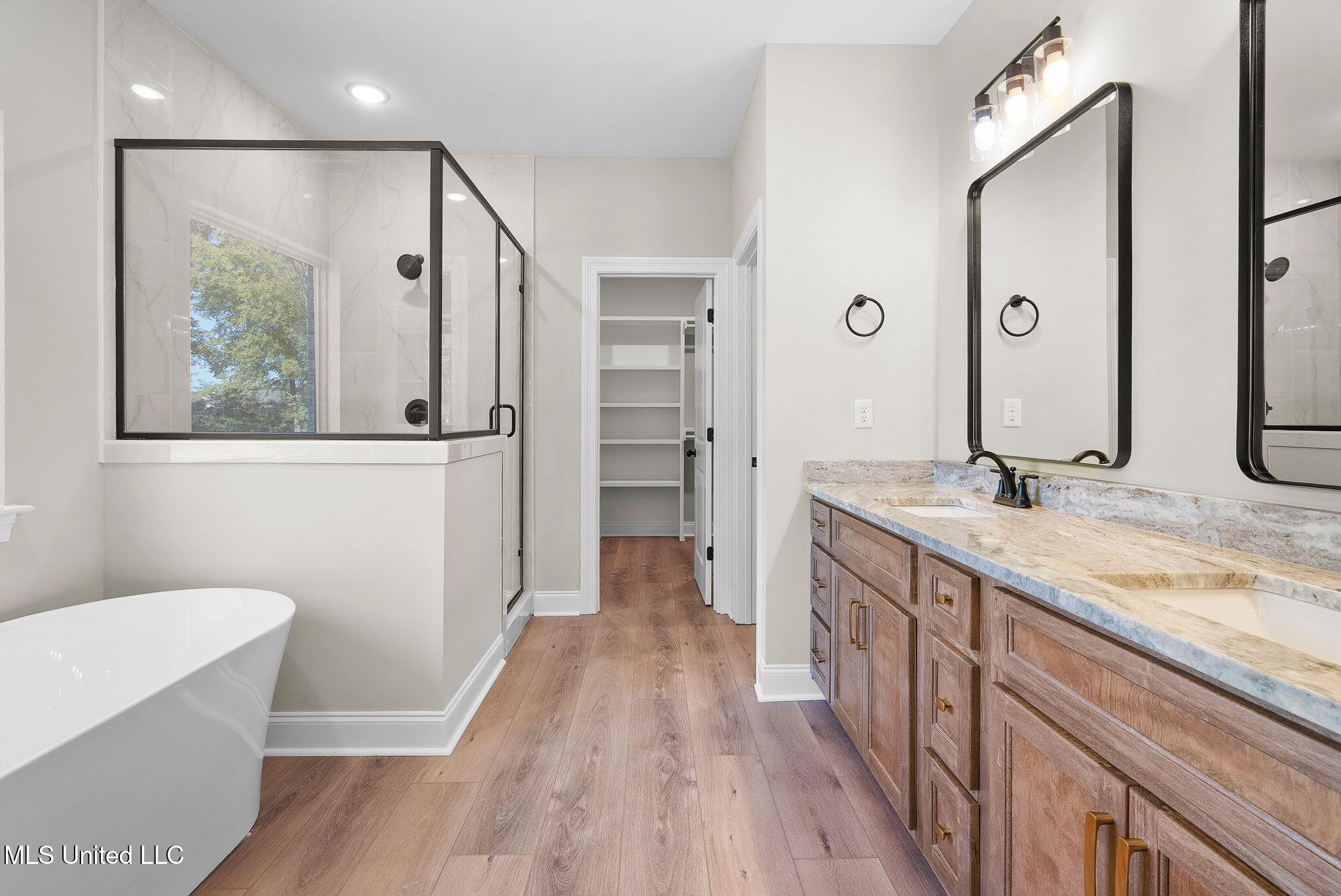 1650 Ashtons Lane Hernando, MS 38632 - Photo 15 of 32 15-web-or-mls-1650 Ashtons Ln-14