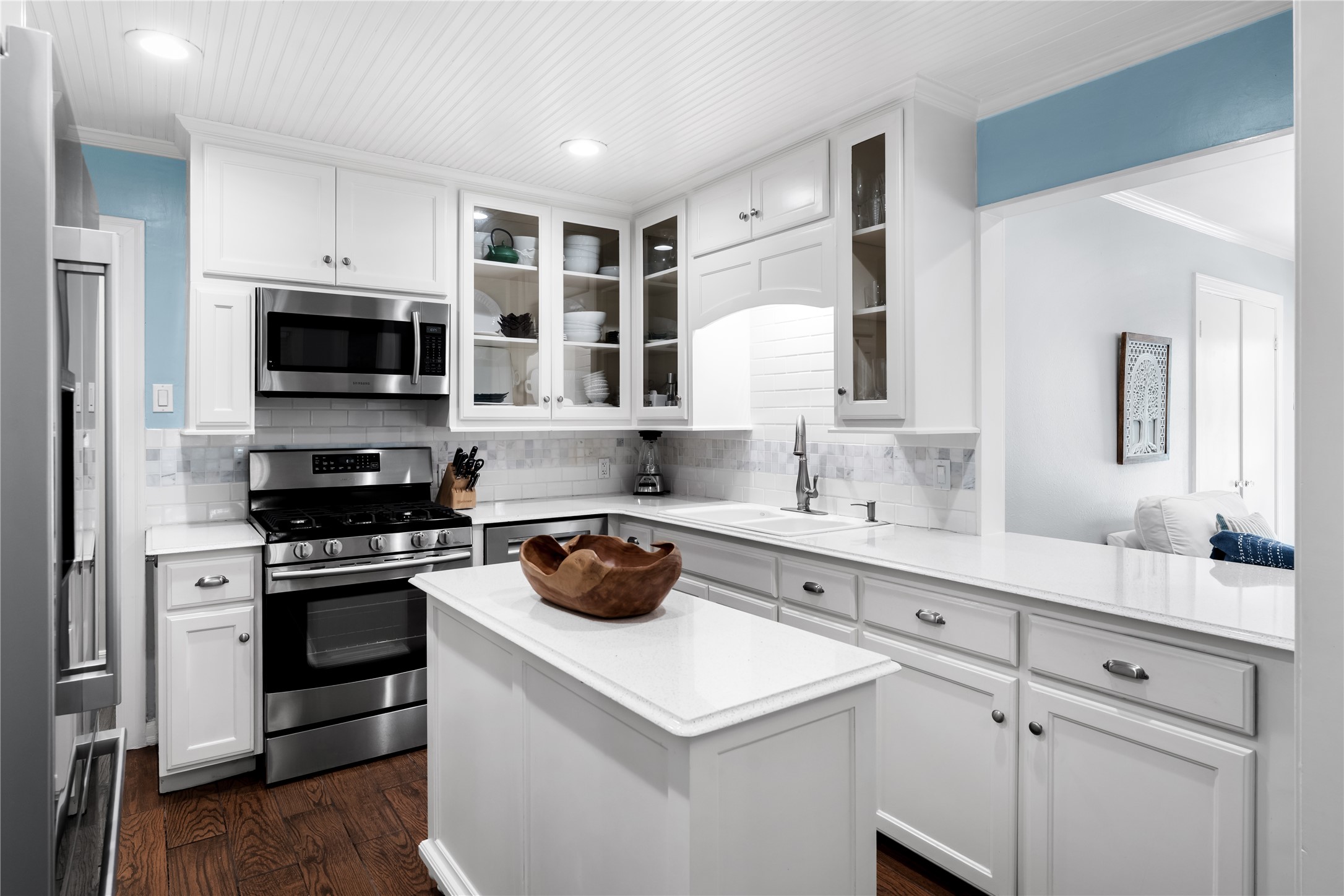 1701 West 33rd Street Austin, TX 78703 - Photo 15 of 33 Kitchen with tons of storage!