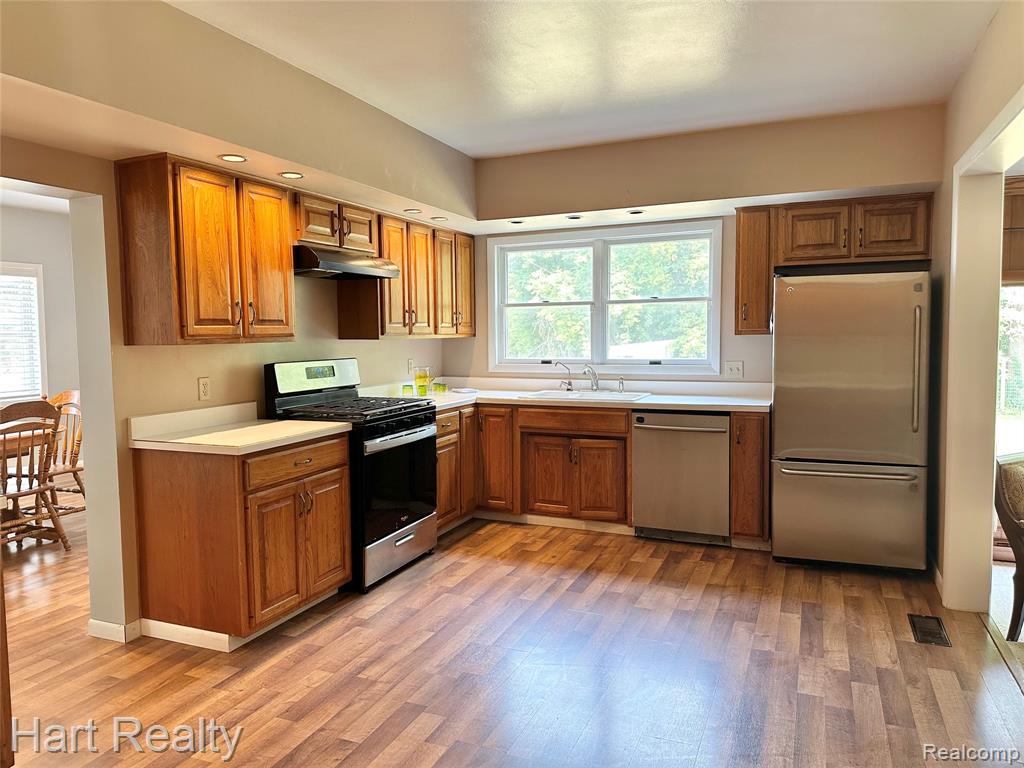 3531 South Parisville Road Ruth, MI 48470 - Photo 4 of 37