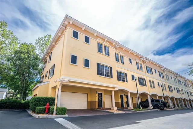 $4,500 | 5202 Hampton Beach Place, Tampa, FL 33609