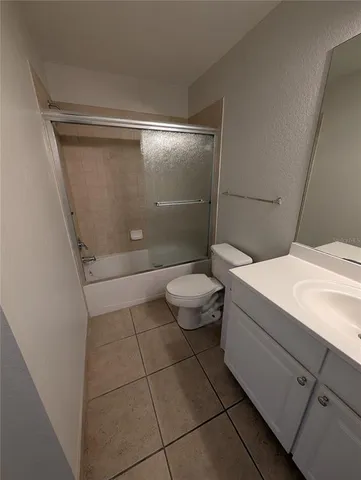 $4,500 | 5202 Hampton Beach Place, Tampa, FL 33609