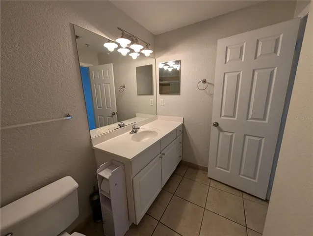 $4,500 | 5202 Hampton Beach Place, Tampa, FL 33609