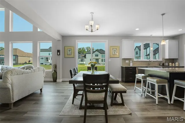 $819,999 | 104 Long Pass Court, Lake St. Louis, MO 63367