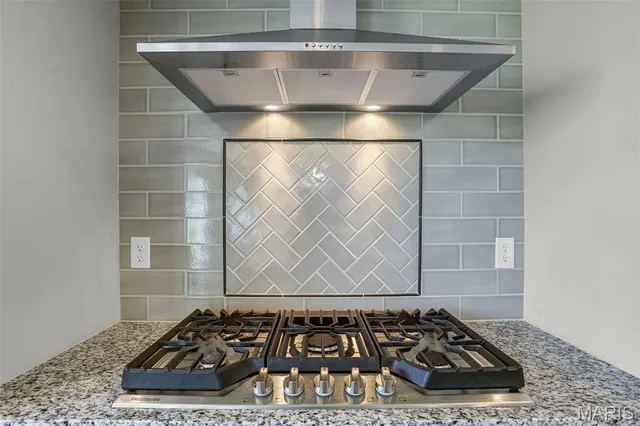 $819,999 | 104 Long Pass Court, Lake St. Louis, MO 63367