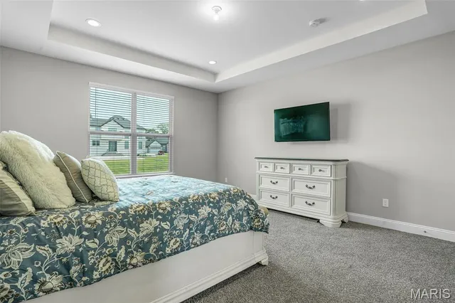 $819,999 | 104 Long Pass Court, Lake St. Louis, MO 63367