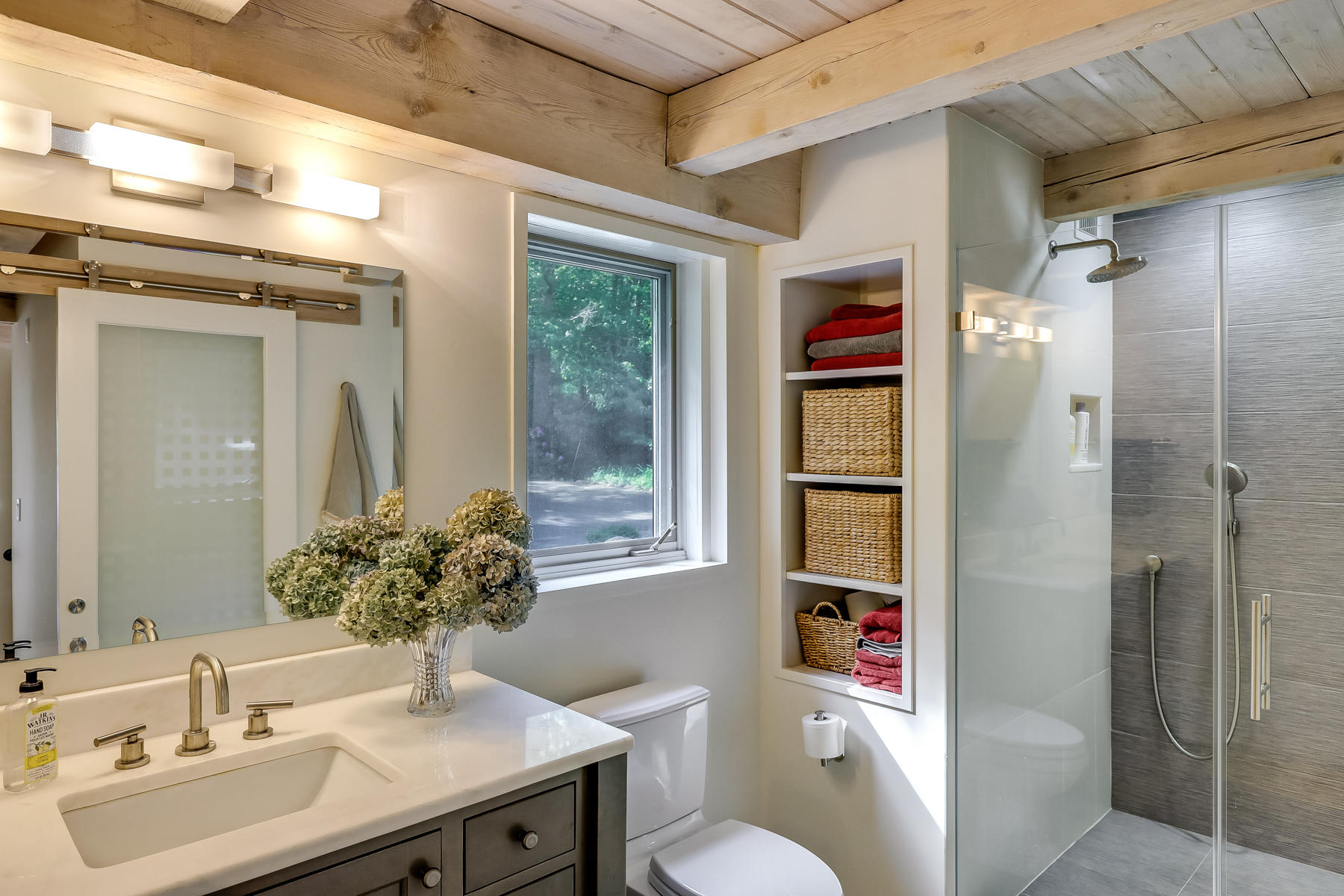 69 Crescent Road Mashpee, MA 02649 - Photo 17 of 50 3P2A9437