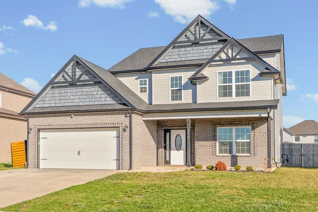 $2,900 | 953 Isaac Drive, Clarksville, TN 37040