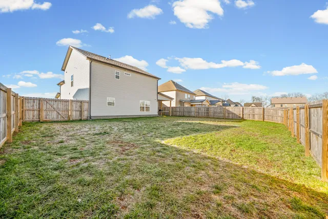 $2,900 | 953 Isaac Drive, Clarksville, TN 37040